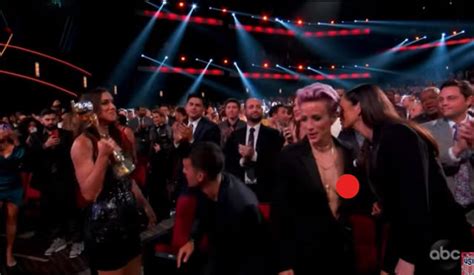 Megan Rapinoe Nude Lesbian Pics & Nip Slip at ESPY Awards